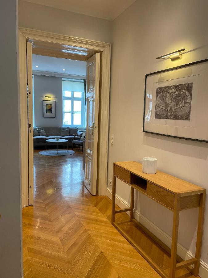 Luxury 2Br Apartment Neubaugasse Viyana Dış mekan fotoğraf