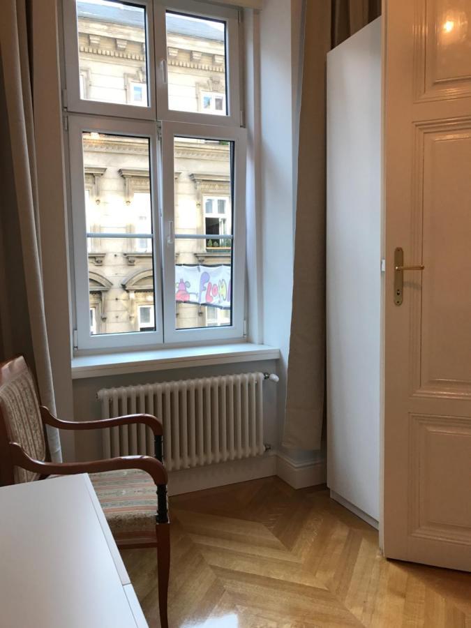 Luxury 2Br Apartment Neubaugasse Viyana Dış mekan fotoğraf